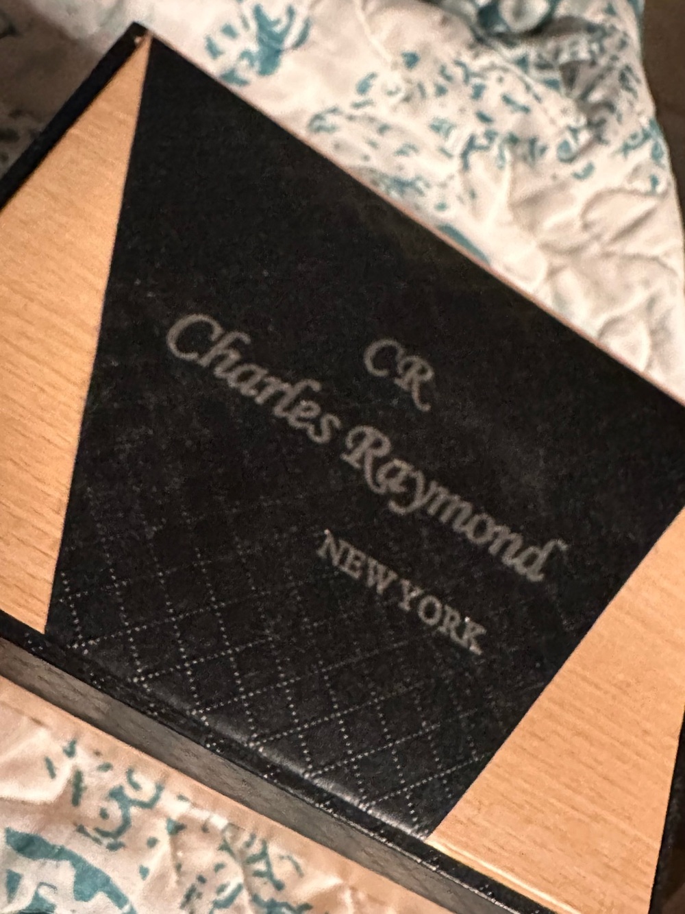 Charles Raymond New York His & Hers Matching Watch Set Original Gift Box